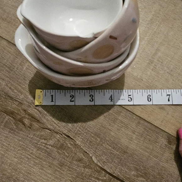 Donut Measuring Cups!!!! - Picture 5 of 6